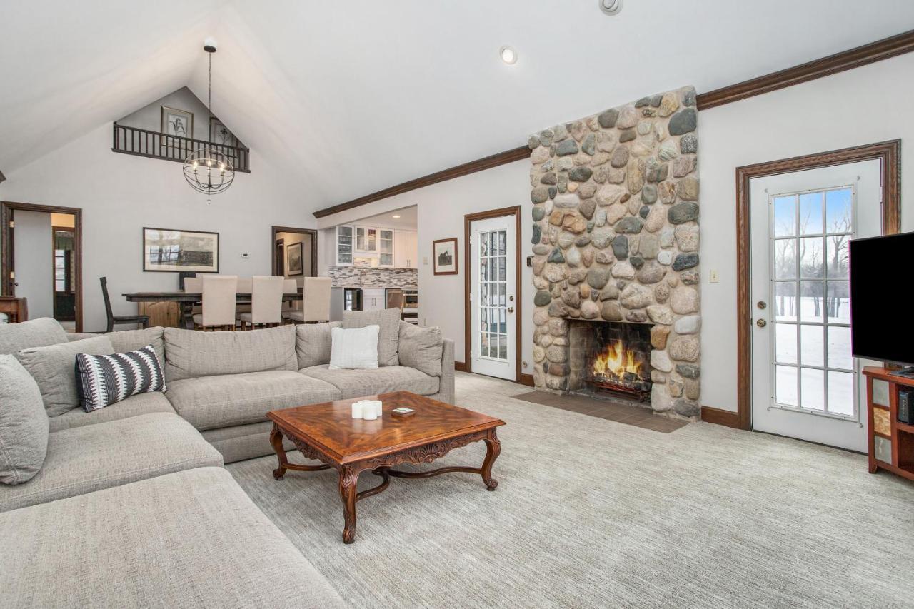Point O' Woods Villa Benton Harbor Exteriör bild
