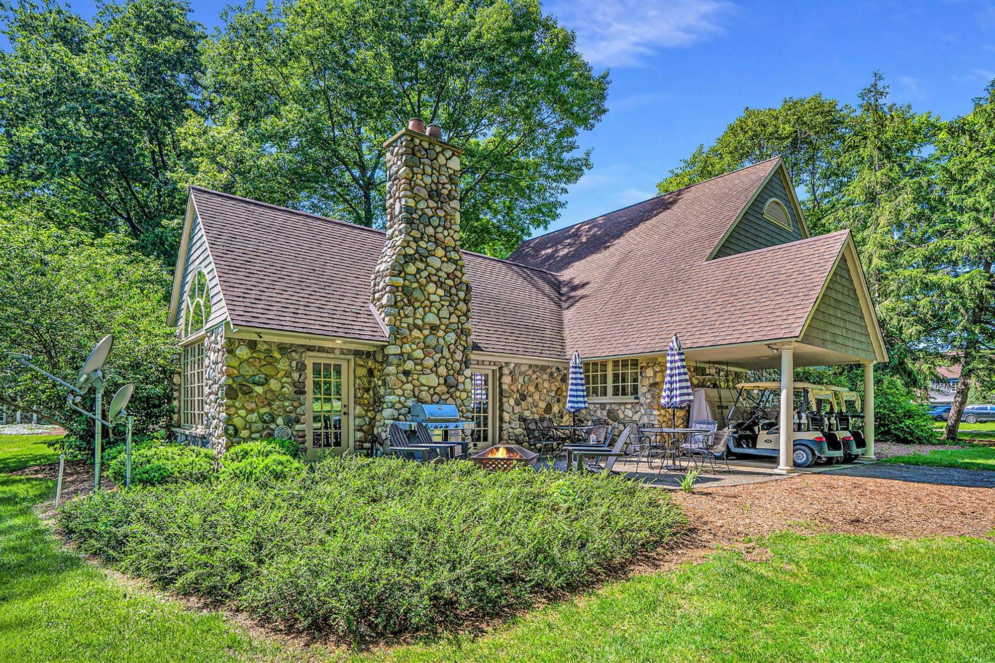 Point O' Woods Villa Benton Harbor Exteriör bild